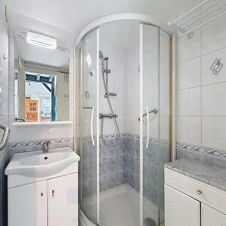 Le Clos Des Chenes-2 By Interhome * 레 마트
