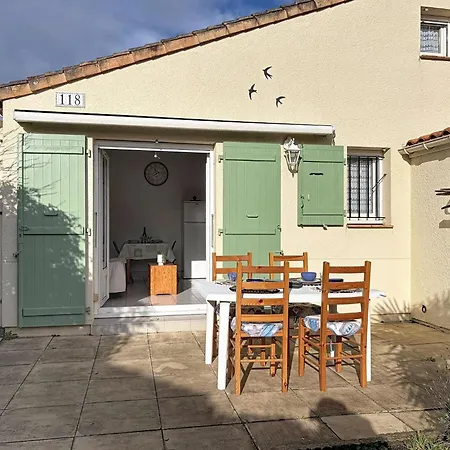 Le Clos Des Chenes-2 By Interhome