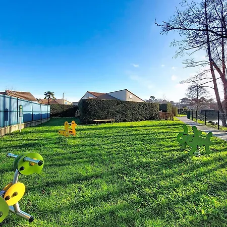 Le Clos Des Chenes-2 By Interhome *