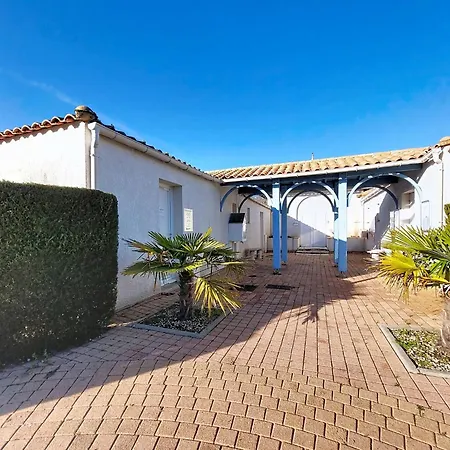 Dom wakacyjny Le Clos Des Chenes-2 By Interhome